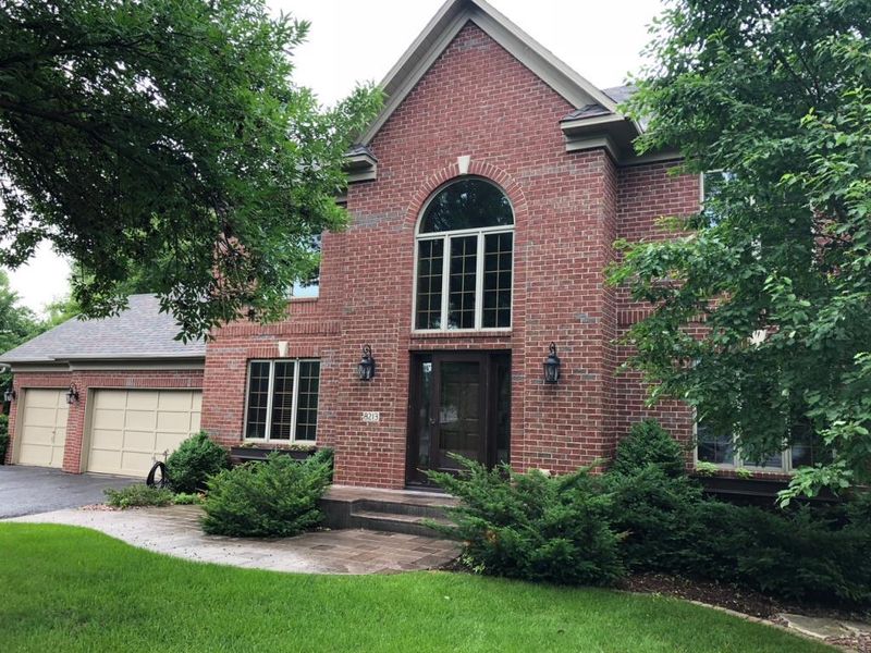8213 Carriage Hill Rd, Savage, MN 55378
