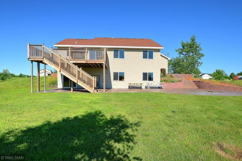 27019 102nd St NW, Zimmerman, MN 55398