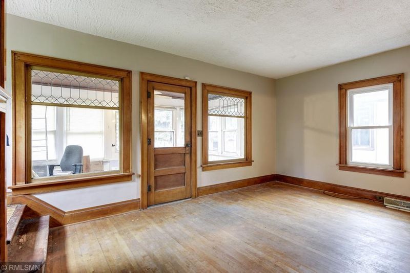 3948 Noble Ave N, Robbinsdale, MN 55422