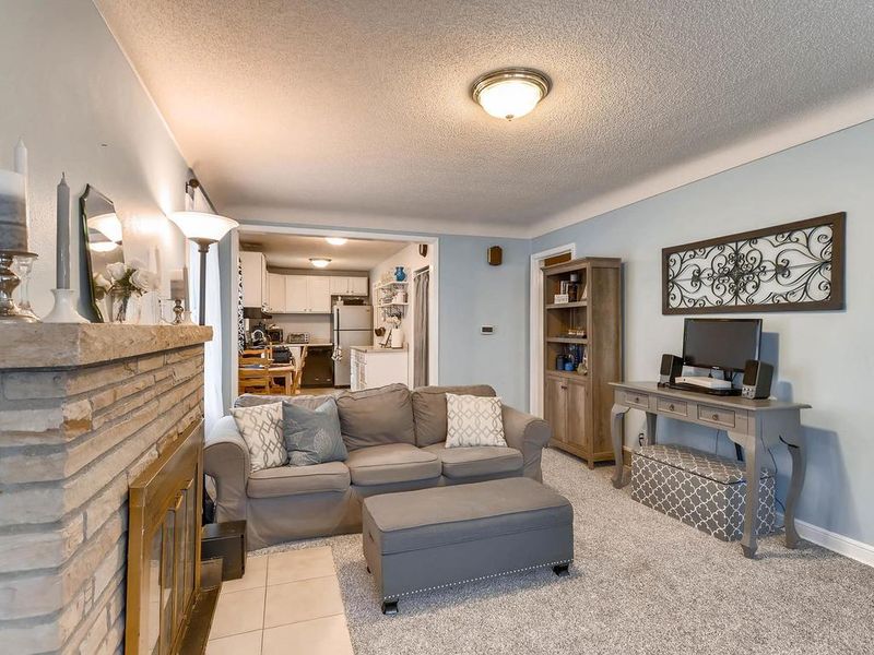 1896 Orange Ave E, Saint Paul, MN 55119