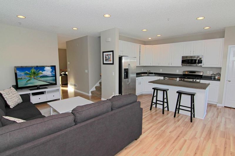 5548 Village Creek Pw N, Brooklyn Park, MN 55443