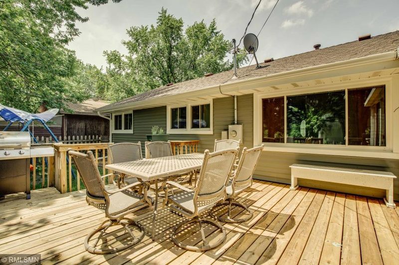 2581 14th Ave NW, New Brighton, MN 55112