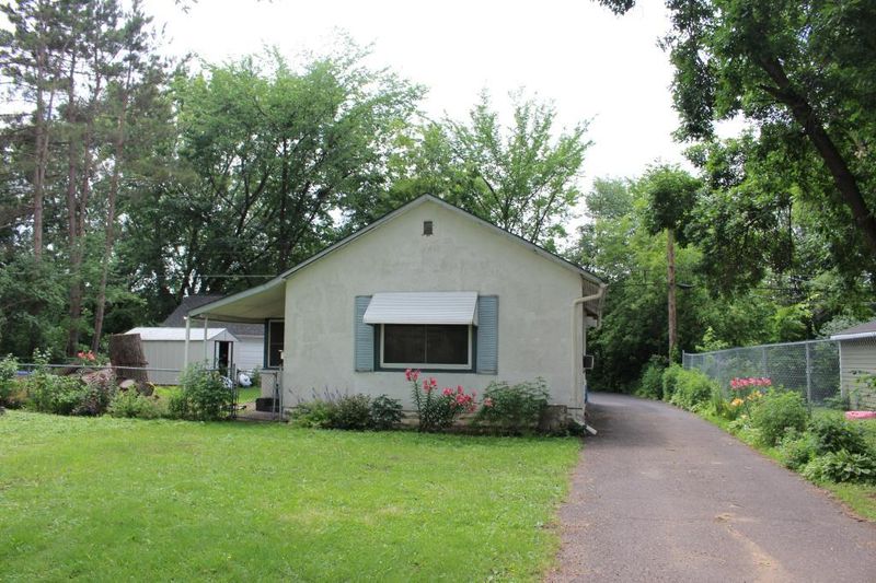 1139 White Bear Ave N, Saint Paul, MN 55106