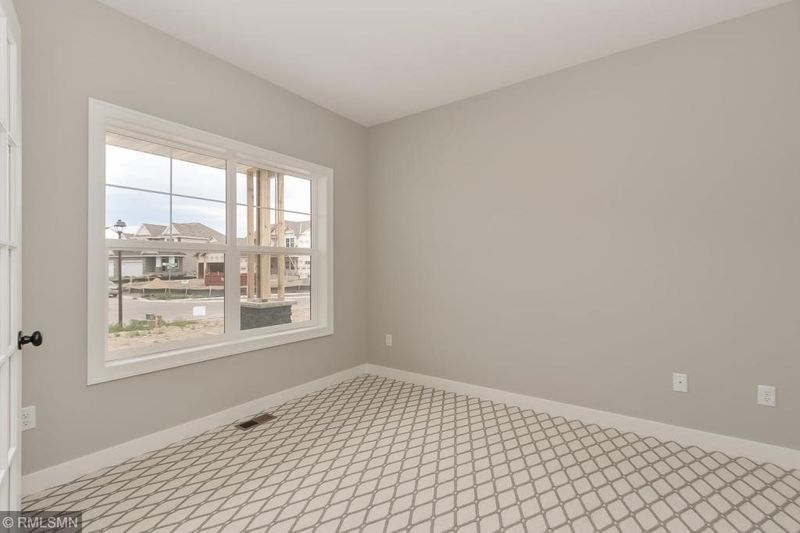 2064 Cypress St, Lino Lakes, MN 55014