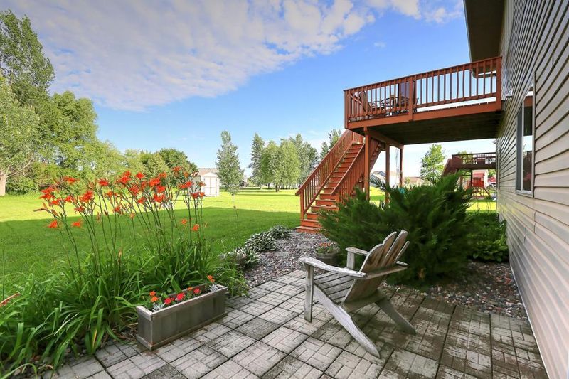 529 Frankfort Way, Waverly, MN 55390