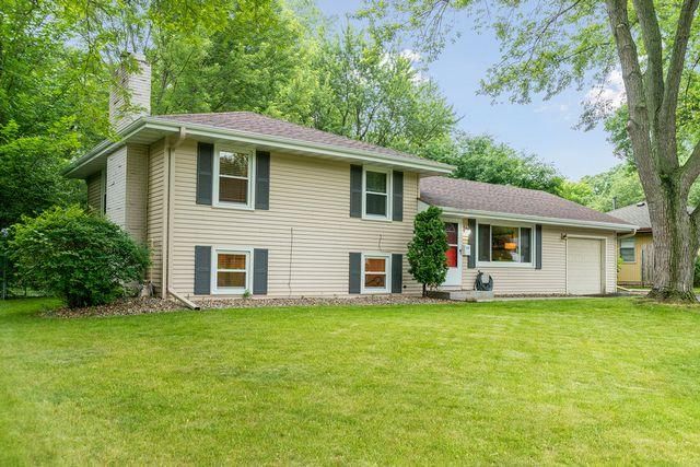 8609 Kell Ave S, Bloomington, MN 55437