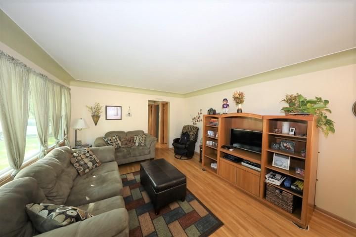 751 58th Ave NE, Fridley, MN 55432