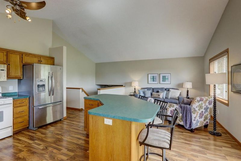 609 13th St, Farmington, MN 55024