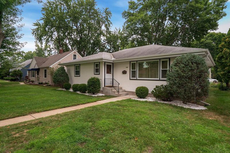 7113 1st Ave S, Richfield, MN 55423