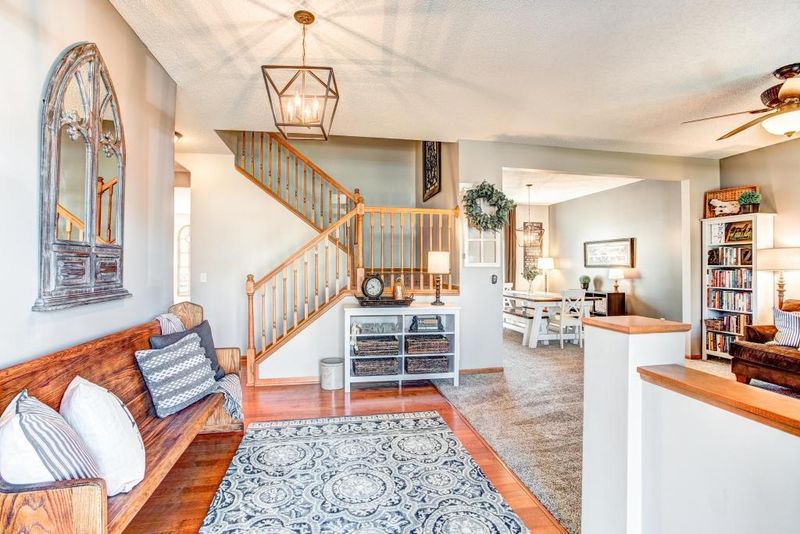 1685 Lenox Dr, Waconia, MN 55387