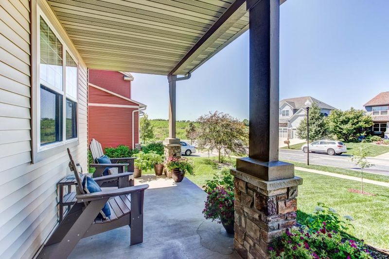 1685 Lenox Dr, Waconia, MN 55387