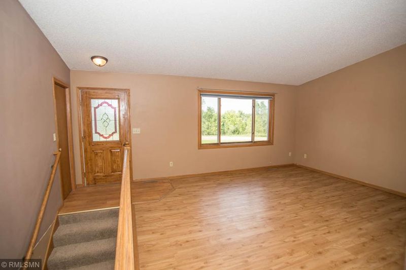 6523 Hidden Ln, South Haven, MN 55382
