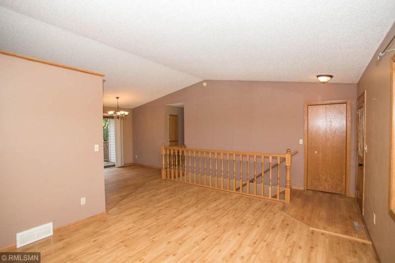 6523 Hidden Ln, South Haven, MN 55382
