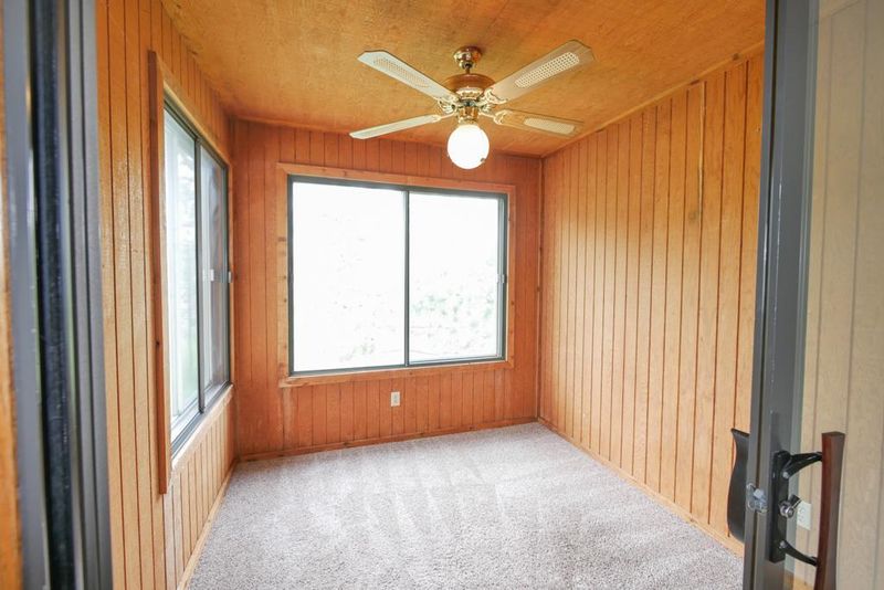 8546 S Pond Trl, Champlin, MN 55316