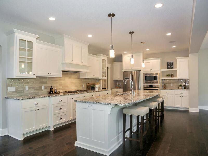 799 Ridge Pl, Mendota Heights, MN 55118