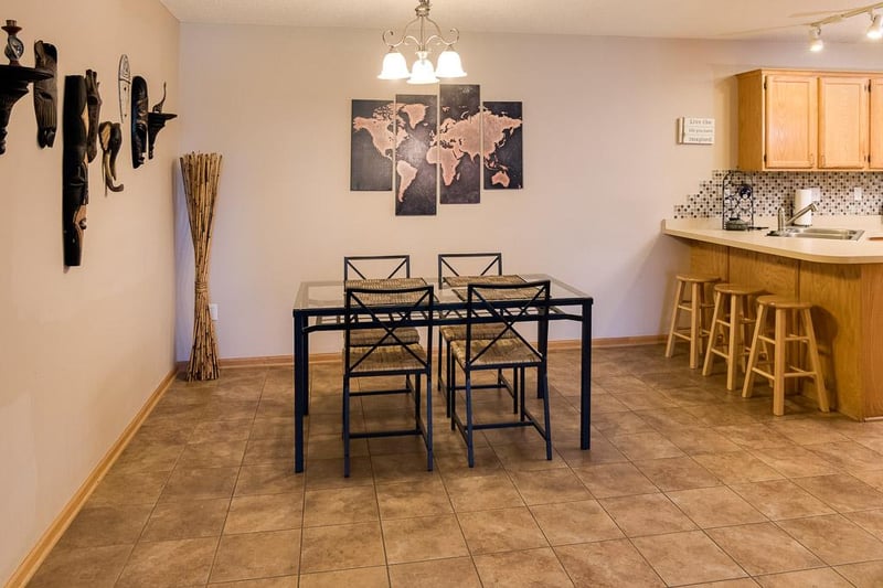 135 Appleblossom Ln, Prior Lake, MN 55379