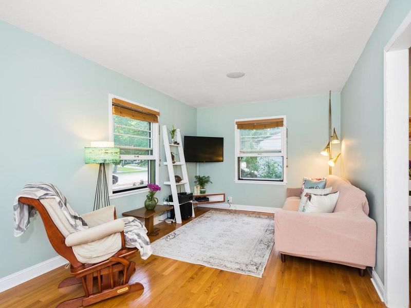 3040 Utah Ave S, Saint Louis Park, MN 55426