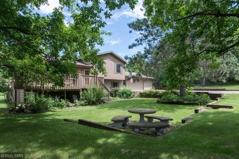 912 Cindy St, Brainerd, MN 56401