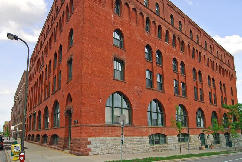 400 N 1st St #311, Minneapolis, MN 55401