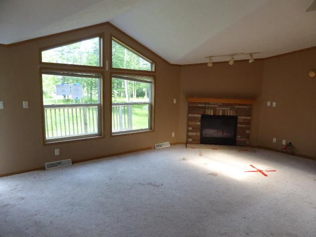 31509 Jane Ln, Grand Rapids, MN 55744