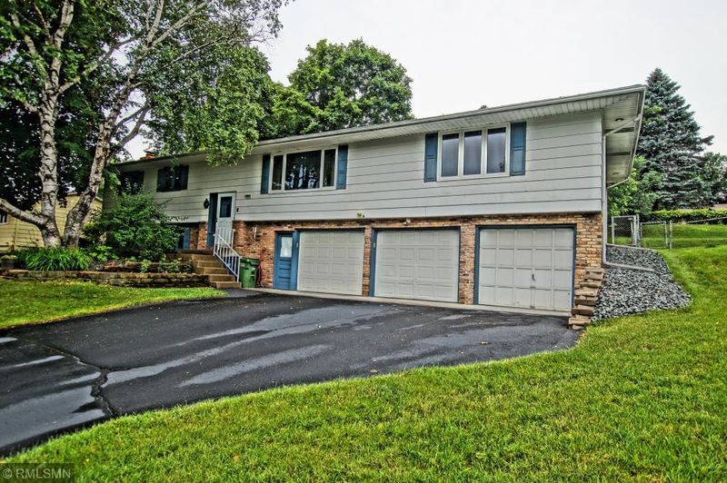 1454 18th Ave NW, New Brighton, MN 55112
