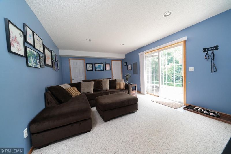 7601 Crimson Ln, Savage, MN 55378