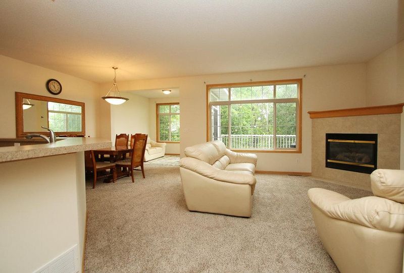 7627 Ponds Edge Pa, Savage, MN 55378