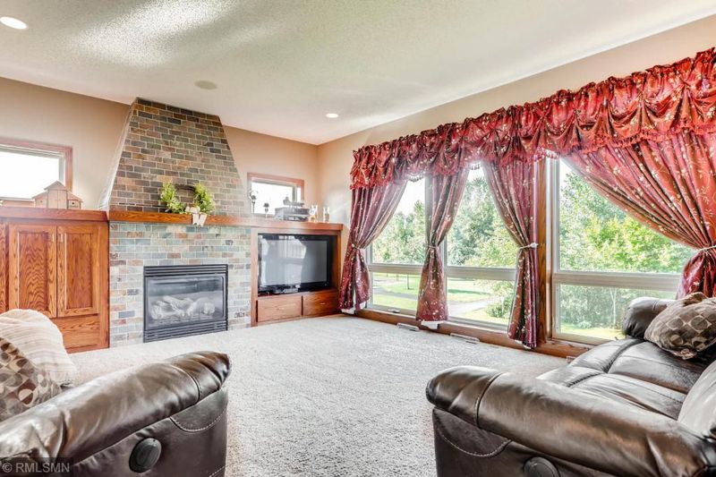 19945 Embers Ave, Farmington, MN 55024