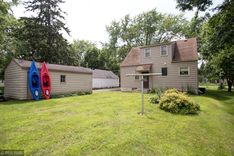 440 Maple St N, Eden Valley, MN 55329