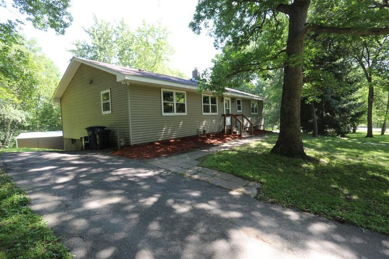 25801 Jason Ave, Chisago City, MN 55013