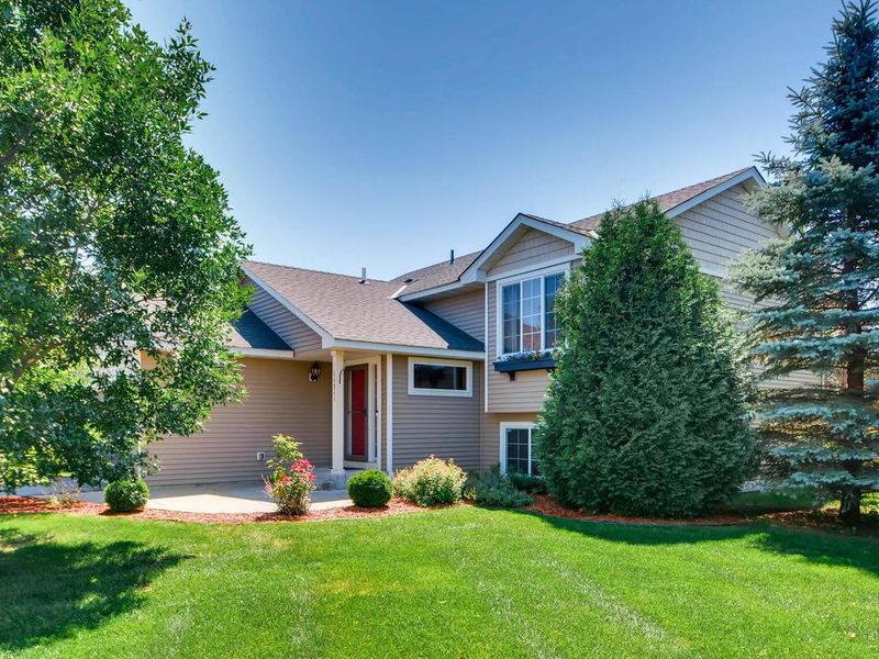 14541 Blackberry Way, Rosemount, MN 55068