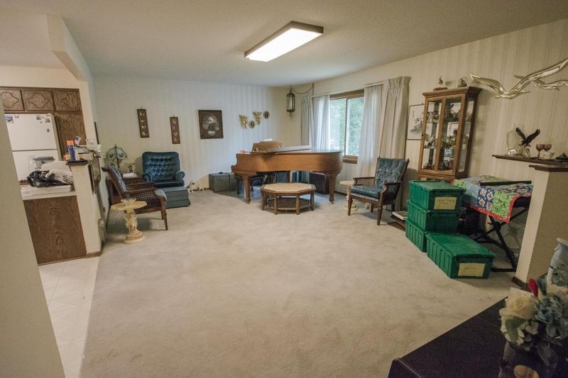 10800 Killdeer St NW, Coon Rapids, MN 55433