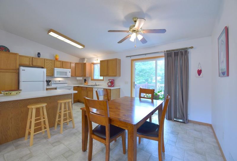 14635 Springwood Dr, Baxter, MN 56425