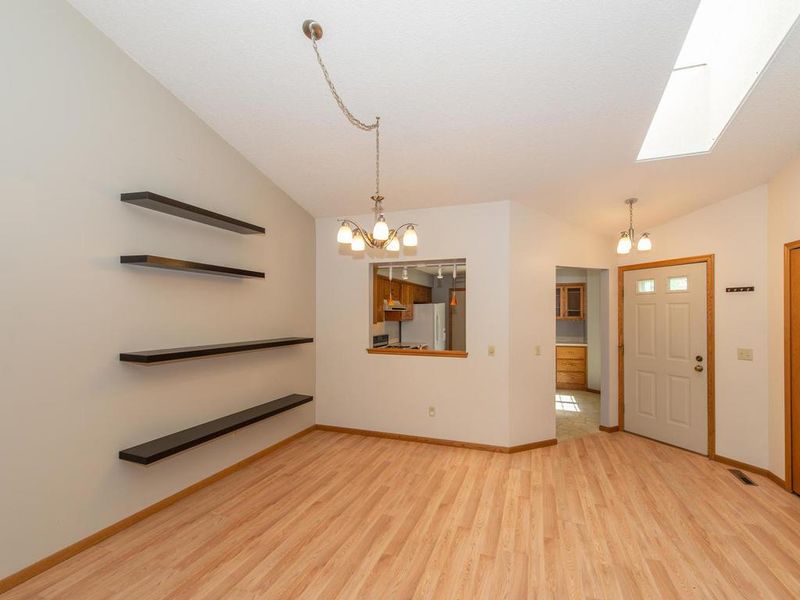 2666 Lake Court Dr, Mounds View, MN 55112