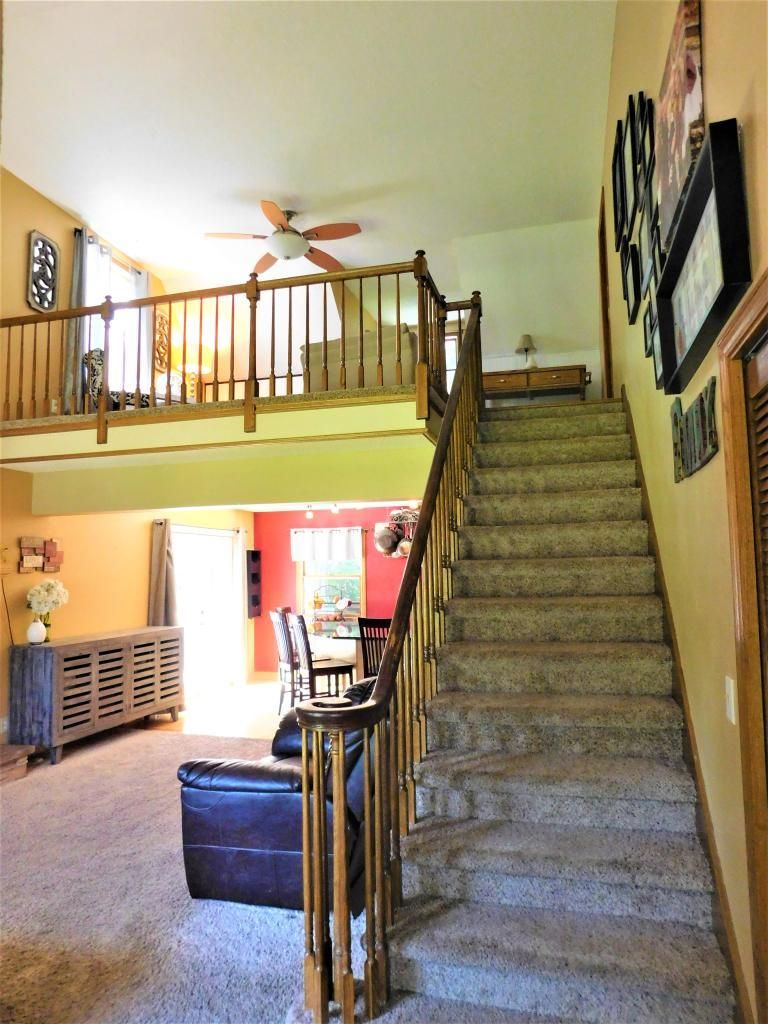1933 W Highview Dr, Sauk Rapids, MN 56379