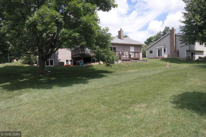 1367 Saint Andrew Blvd, Eagan, MN 55123