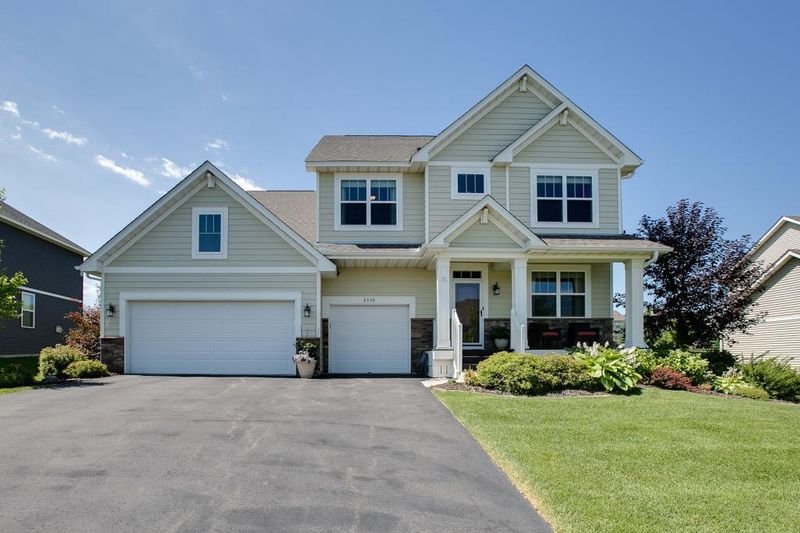 2530 Heron Ln, Victoria, MN 55386