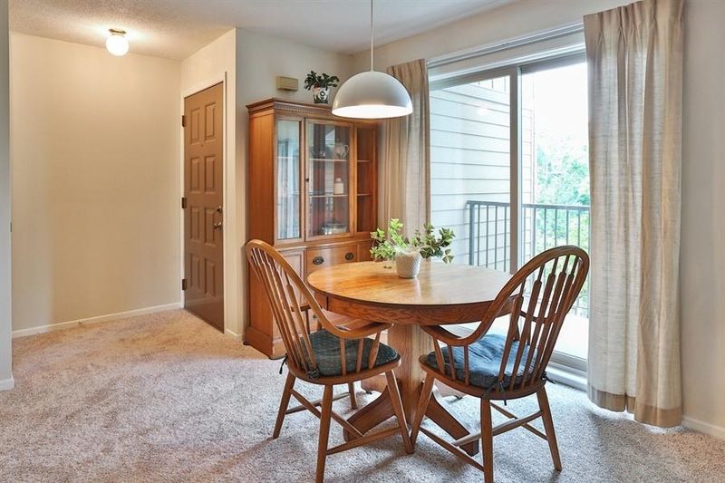 2250 Ridge Dr #33, Saint Louis Park, MN 55416