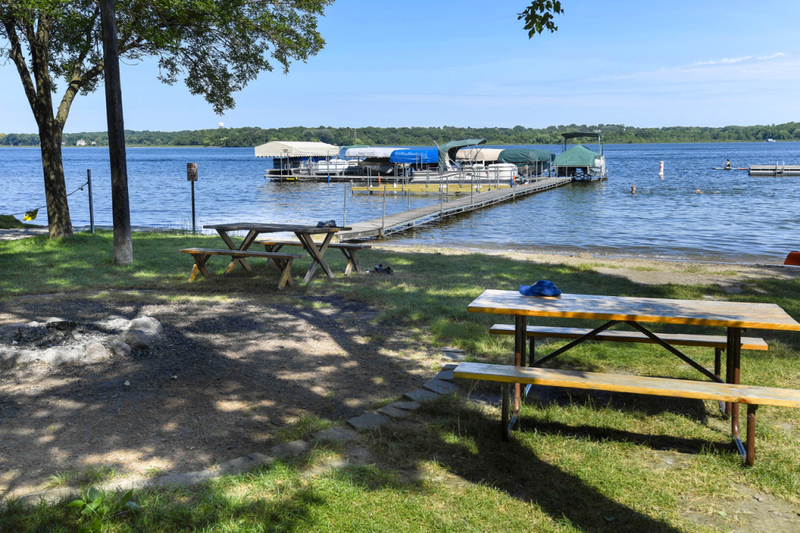 4000 Leslee Curve, Excelsior, MN 55331