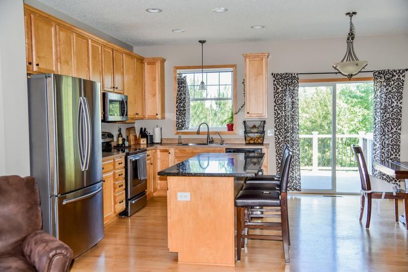 13218 Bronze Ct, Rosemount, MN 55068