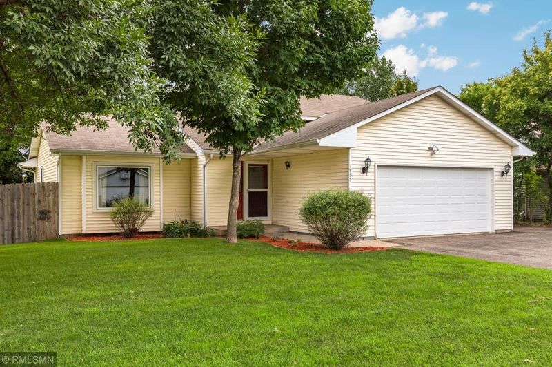 3995 W 153rd St W, Rosemount, MN 55068