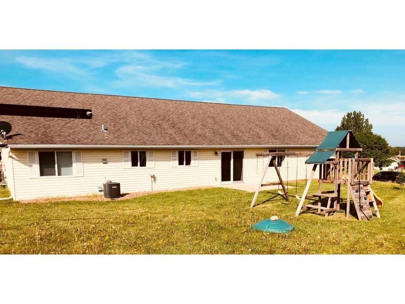 616 Emma Dr SE, Cold Spring, MN 56320