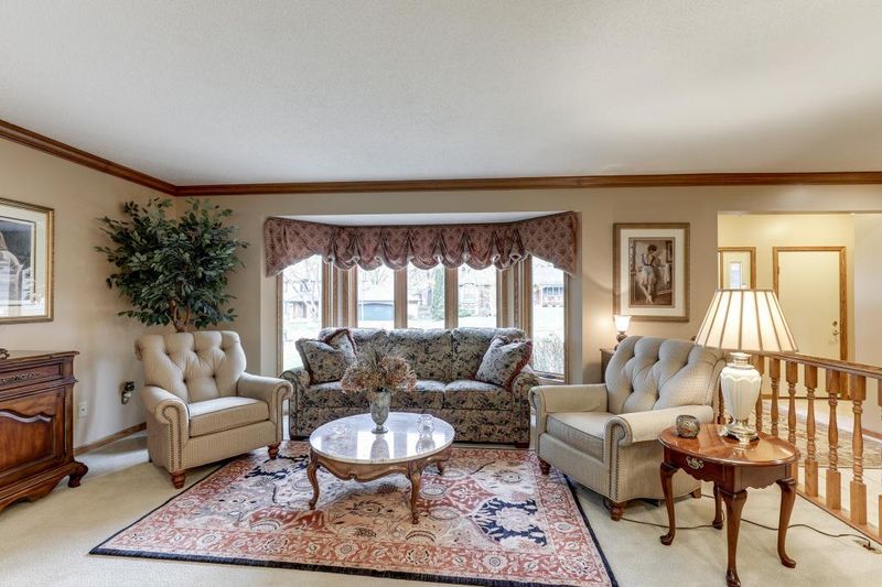 14604 Carriage Ln, Burnsville, MN 55306