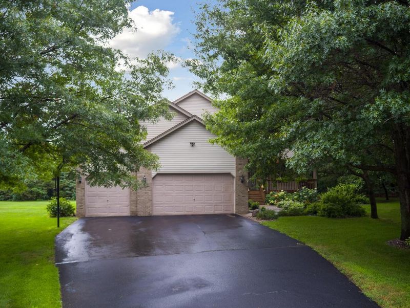 21860 Aztec St NW, Oak Grove, MN 55303