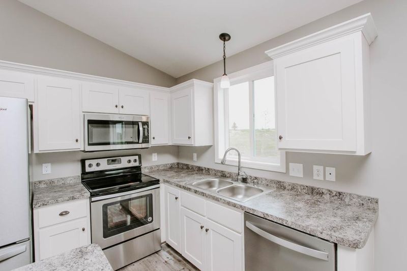 6351 111th, Champlin, MN 55316