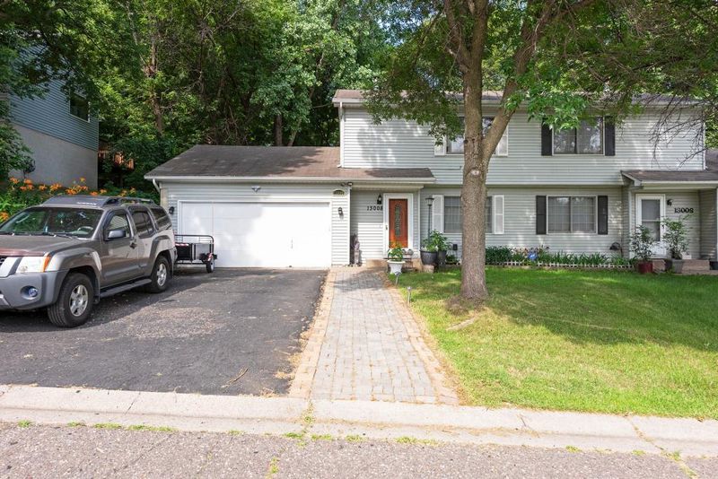 13008 County Road 5, Burnsville, MN 55337