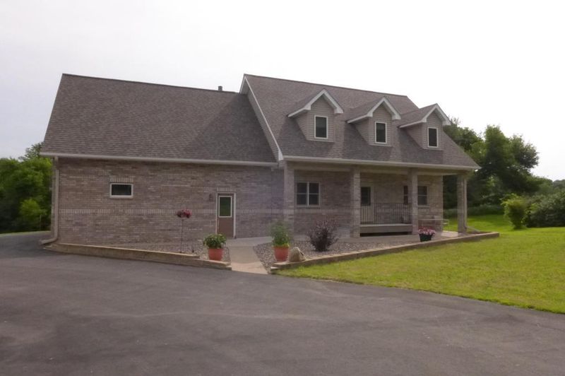 W4044 120th Ave, Maiden Rock, WI 54750