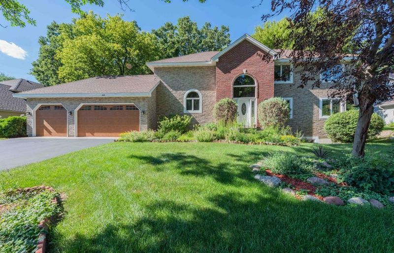 1200 Cherry Ct, Burnsville, MN 55306