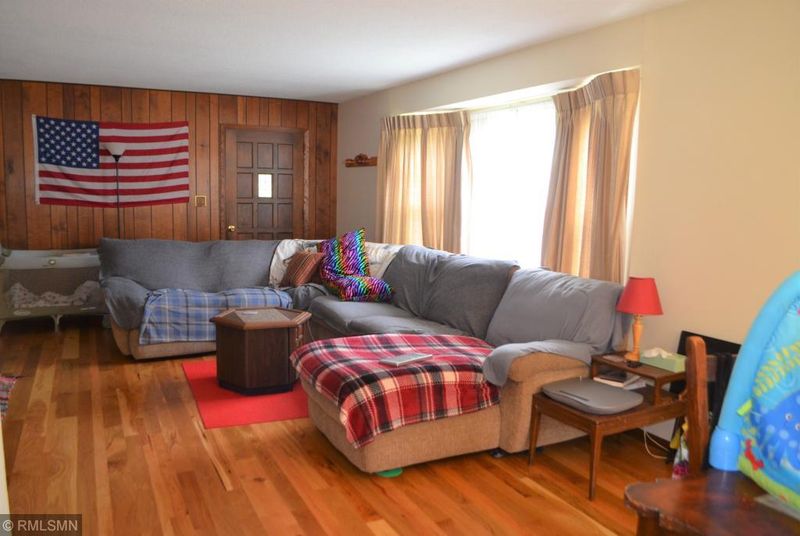 475 3rd St SE, Cokato, MN 55321