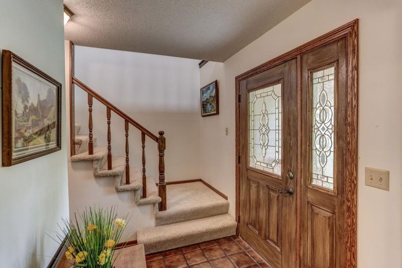 1377 Blue Heron Trl, Shakopee, MN 55379